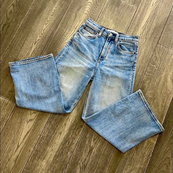 Denim Forum “The Joan Wide Leg” - Picture 2 of 5